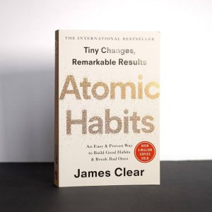 خرید کتاب Atomic Habits An Easy & Proven Way to Build Good Habits & Break Bad Ones